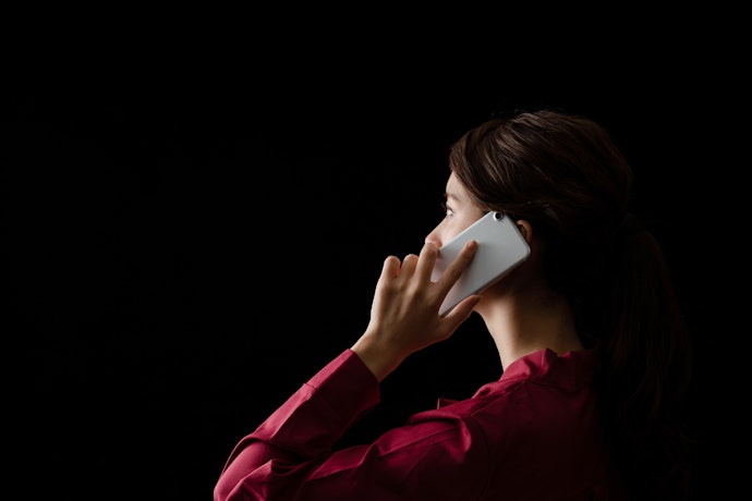 音声SIMなら電話・モバイルデータ通信・SMSが使える