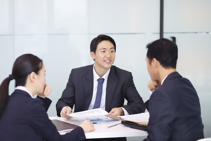 年収は業種によって大きく異なる