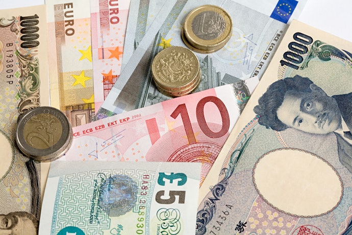 ユーロ/円(EUR/JPY)