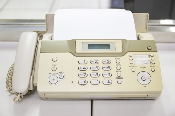 電話での問い合わせが困難な場合:FAXで問い合わせ