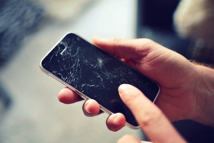 【注意】iPhoneの修理はahamoではできない