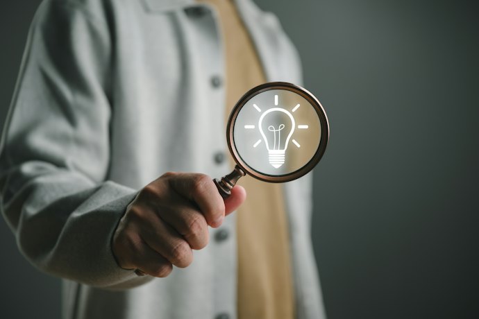 電気代を抑えたいなら、電力会社や契約プランの見直しも検討!