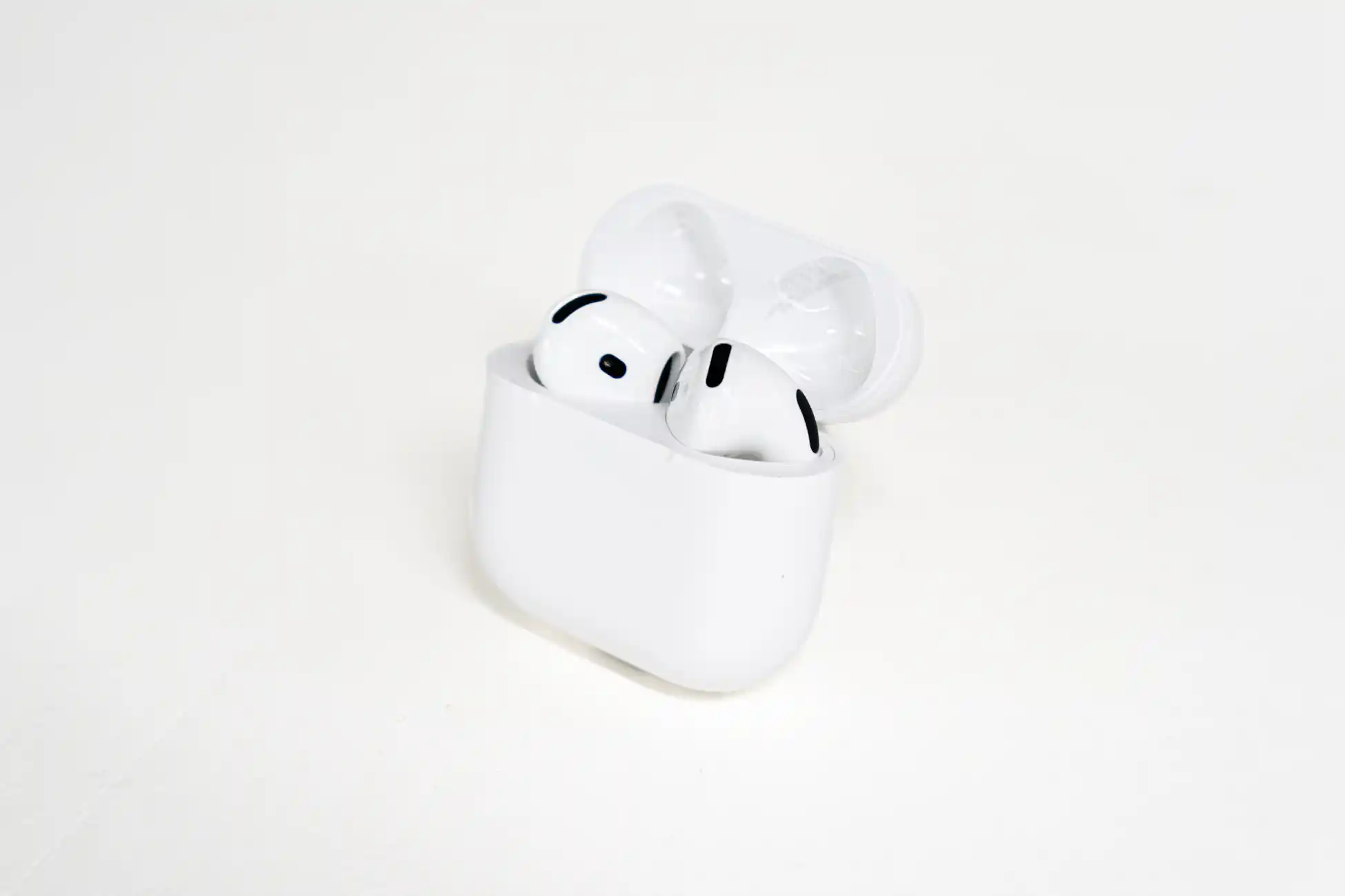 祝!ノイキャン搭載】AirPods 4発売日レビュー!iPhone 16よりも 祝!ノイキャン搭載】AirPods 4発売日レビュー!iPhone 16よりも