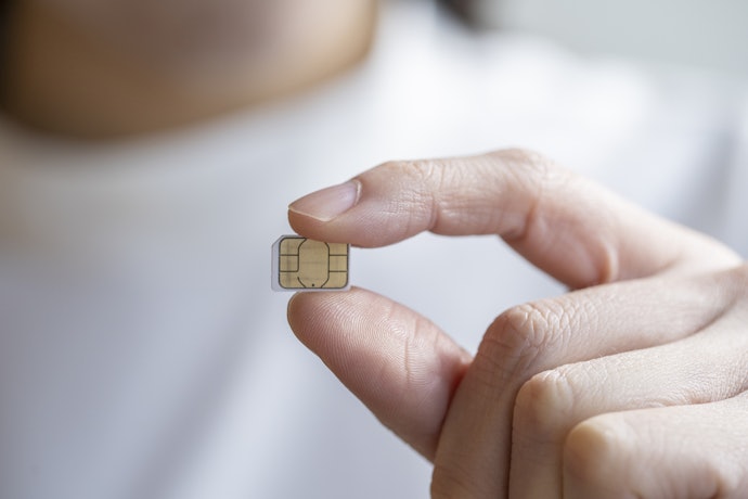 Rakuten Wi-Fi PocketはSIMカードの返却が不要