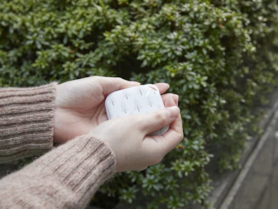 充電式なら「指先、冷たい……」を即解消!"ちょこちょこ使い"できるのが魅力です