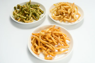 「シェイクぴっぴ」とは?丸亀シェイクうどんとは違う「フライドうどん」だった!