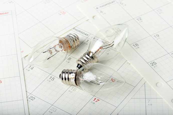 解約手続きはいつするべき?電気はすぐに止まるの?