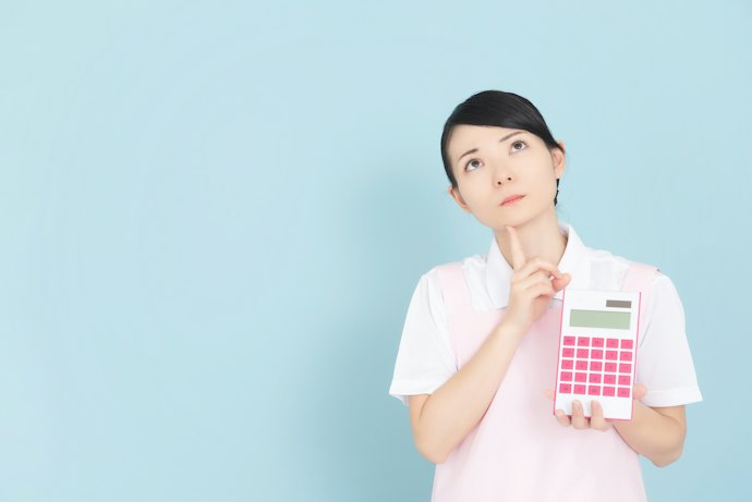 助産師の平均年収は550万円程度