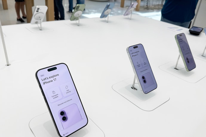 楽天モバイルならiPhone 16が月々500円!iPhone 16eは月1円とお得