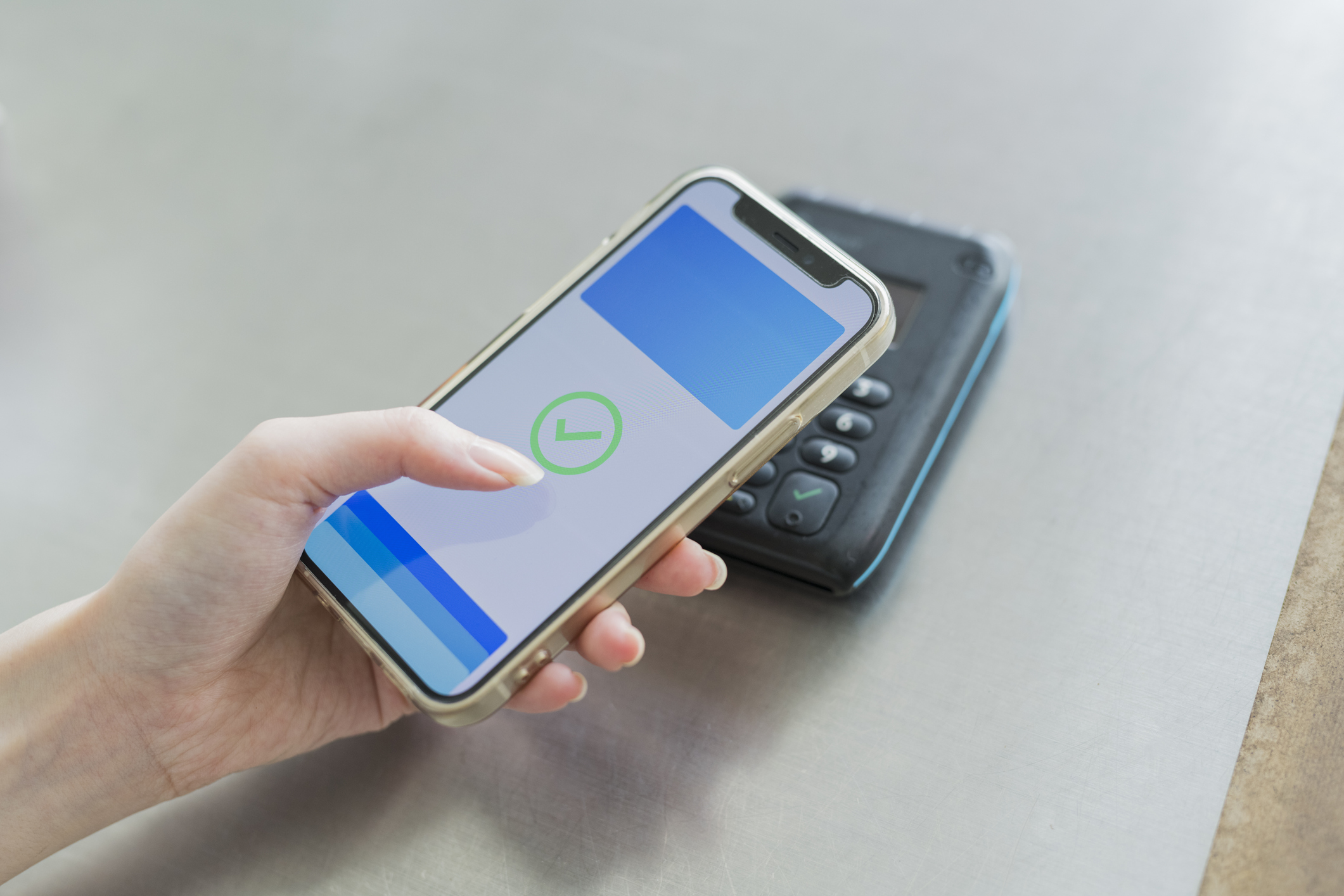 UQモバイルの支払い方法を解説！口座振替やデビットカードに対応している？ | マイベスト