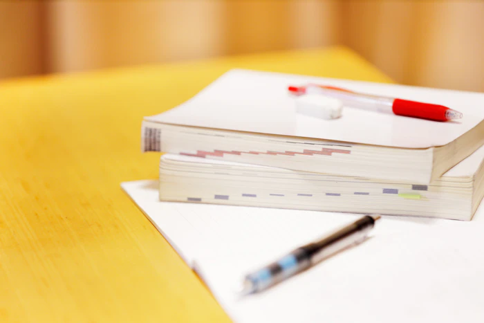 看護師の給料アップの方法は?資格取得やキャリアアップのコツを解説