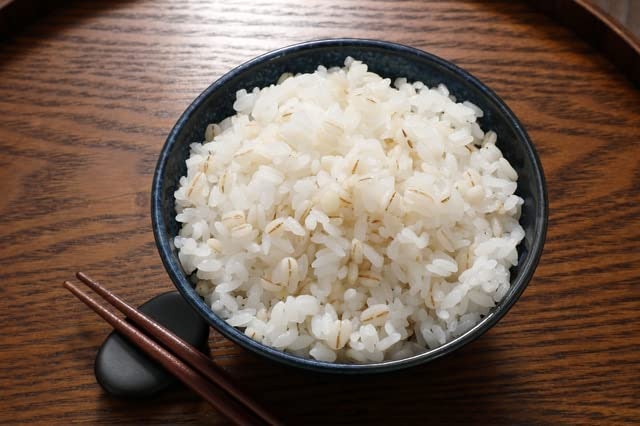 炊飯器で簡単!押し麦のおいしい炊き方は?