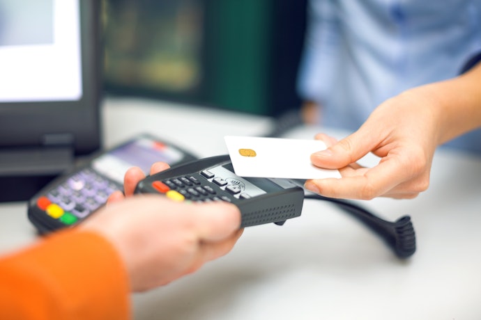 クレジットカードのタッチ決済とは?