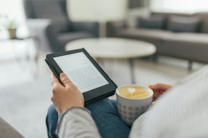 無料で本・電子書籍を読めるアプリやサービスは?