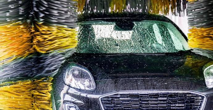 ルーフラックをつけたままで車検は通る?洗車機は使える?