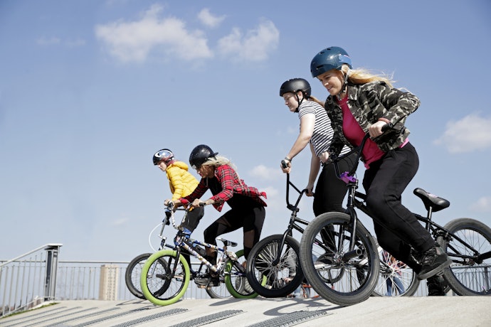 子供用ヘルメットや、BMX用自転車もあわせてチェック!