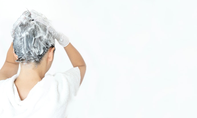 ヘアカラーをセルフでムラなく仕上げるには?