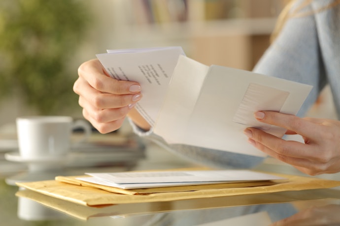収入証明書の提出方法は?