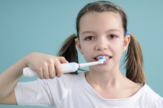 子どもが電動歯ブラシを使うときは歯磨き粉を使ってよい?