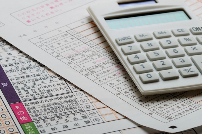 保険料や税金支払いにおすすめのクレジットカードは?保険料や税金をクレカ払いするデメリットはある?