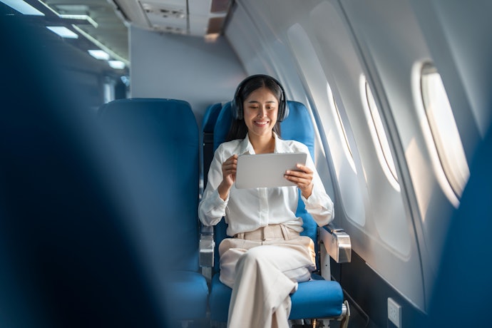飛行機に持ち込み可能なヘッドホンってあるの?
