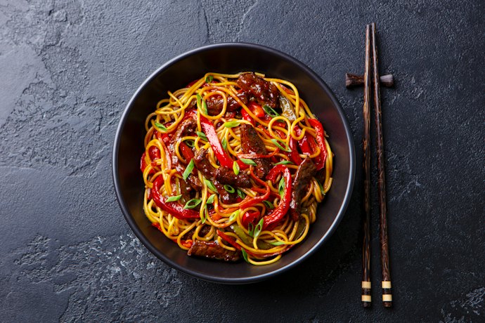 乾麺うどんを使った料理の簡単なレシピとは?