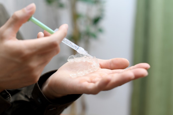 LEDライトでのホワイトニングに必要なジェルはどこで買えるの?