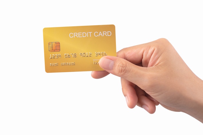 おまとめローンでクレジットカードが使えなくなるって本当?