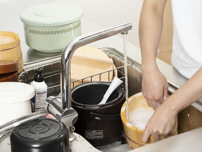 陶器のおひつの正しい手入れ方法は?においを防ぐ方法はあるの?