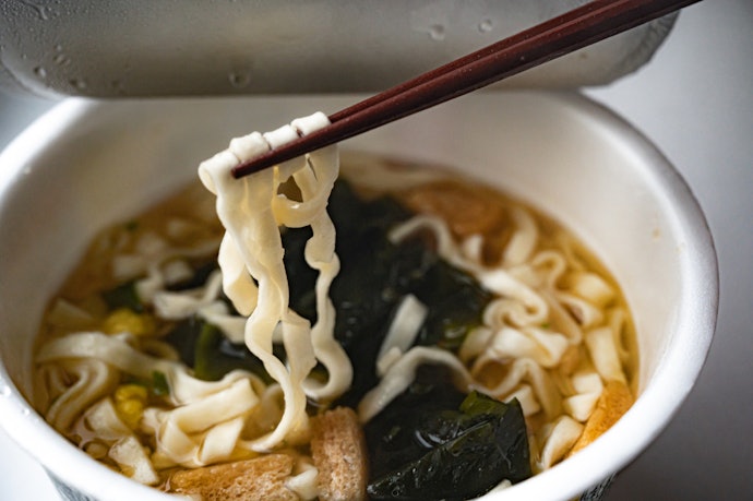 ダイエット中のカップラーメンの食べ方は?