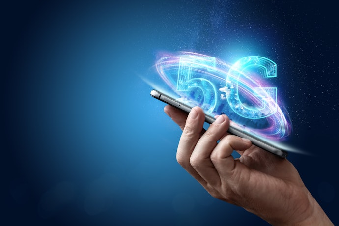 無制限ポケット型WiFiで5G対応のものはある?