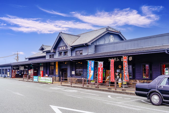 車中泊はどこでできる?道の駅で車中泊してもいいの?
