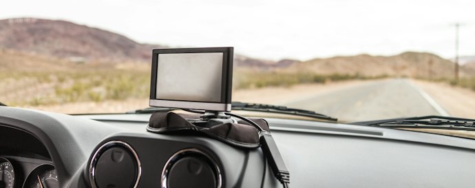 モニターを取り付けた状態で車検に通る?