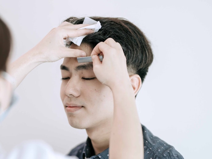 失敗知らず!眉毛をきれいに整えるポイントは?
