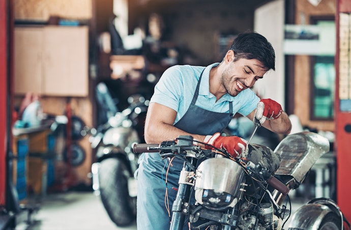 バイク用USB電源の取りつけ方法と注意点は?