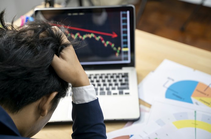 初心者がFX取引で稼げるようになるための方法は?損切りは必要?
