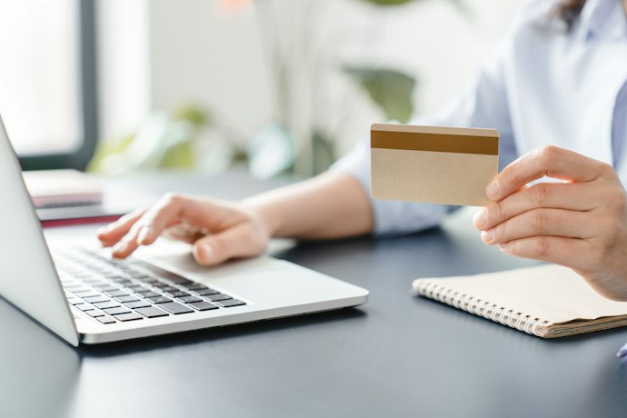 オンライン英会話の無料体験を申し込むときの注意点は?
