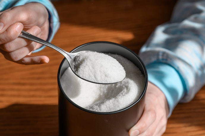 白砂糖・上白糖の賞味期限はある?塊をほぐす方法は?