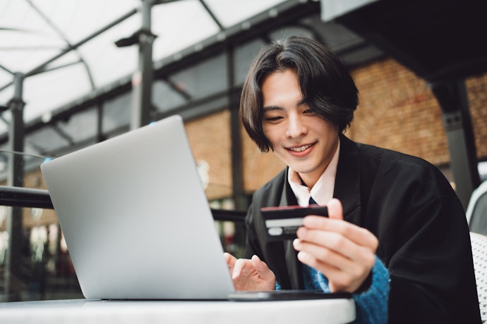 学生でもクレジットカードを即日発行できる?