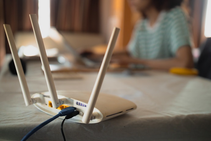 戸建ての場合、光回線とホームルーターはどちらがおすすめ?