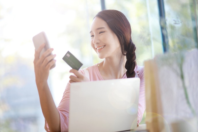 クレジットカードの作り方は?