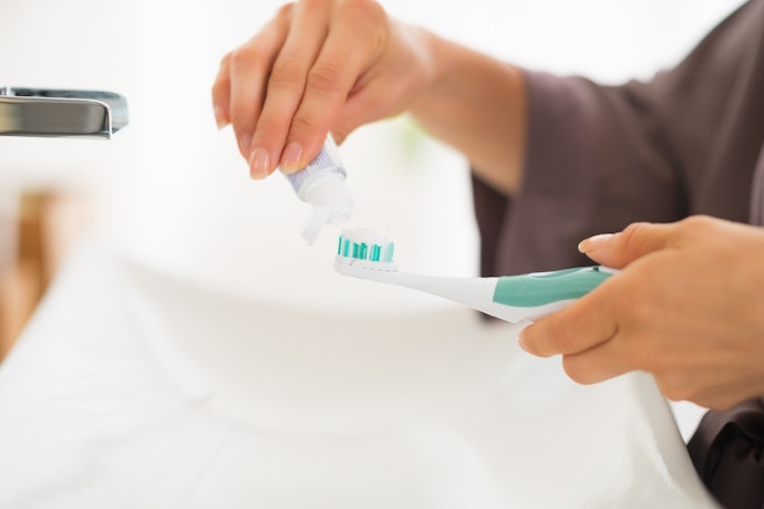 歯磨き粉はどれくらい使うの?使い方のコツは?