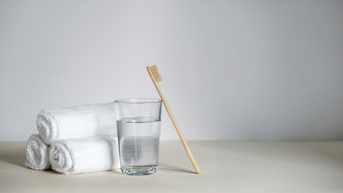 普通のコップと歯磨きコップは兼用できる?