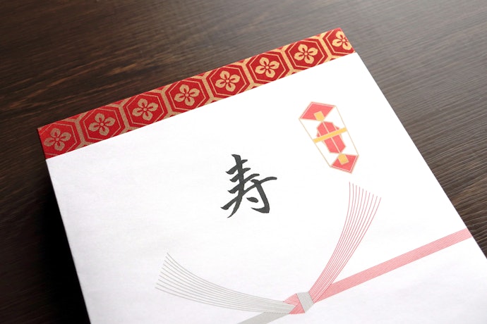お菓子を喜ばれる結婚祝いにするためのポイントは?