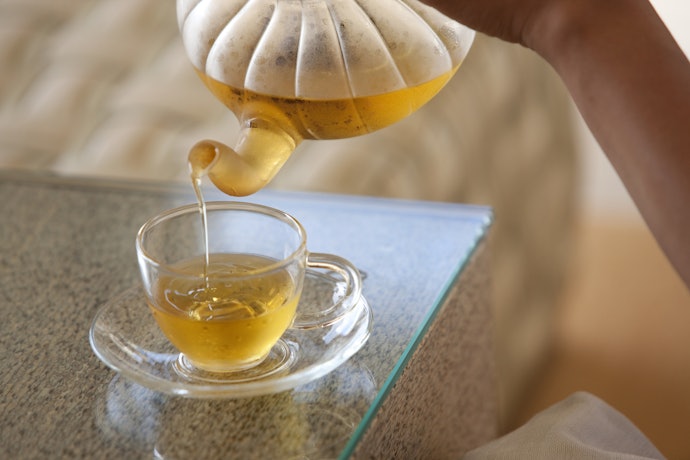 紅茶ポットを使用した美味しい紅茶の淹れ方とは?