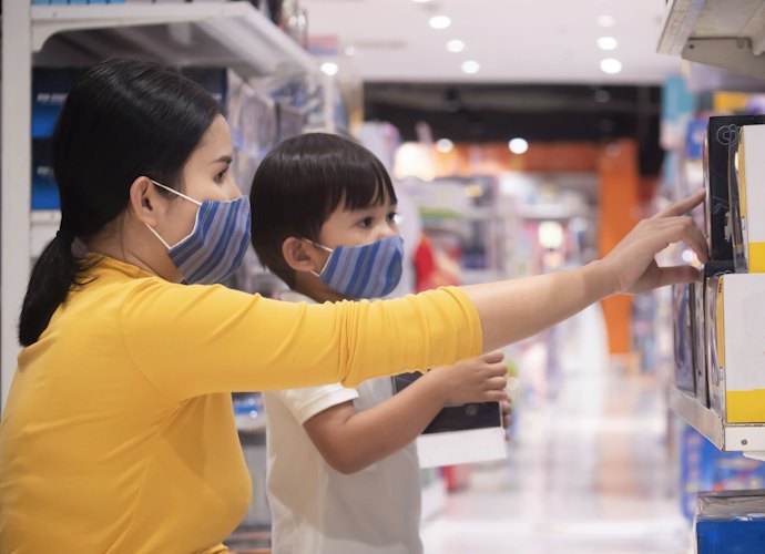 ハンドスピナーはどこで買える?