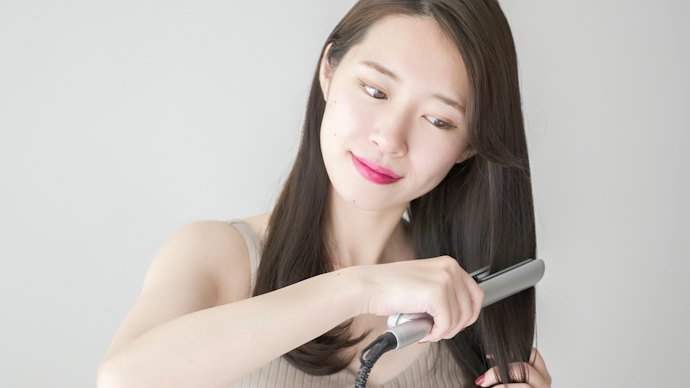 アドストのストレートアイロンでカールアレンジはできる?