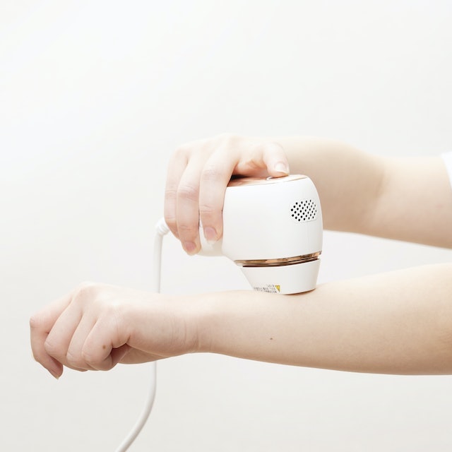 脱毛器を使うときの注意点は?負担を軽減するコツは?