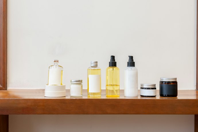 ヘアオイルとヘアミルクは併用するべき?