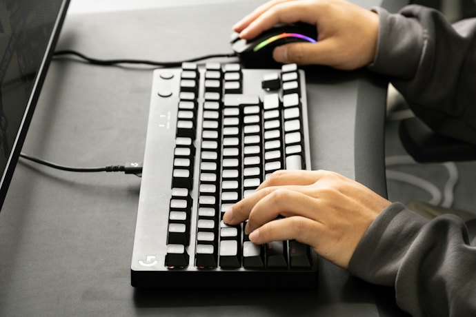 プロゲーマーが愛用しているキーボードは?